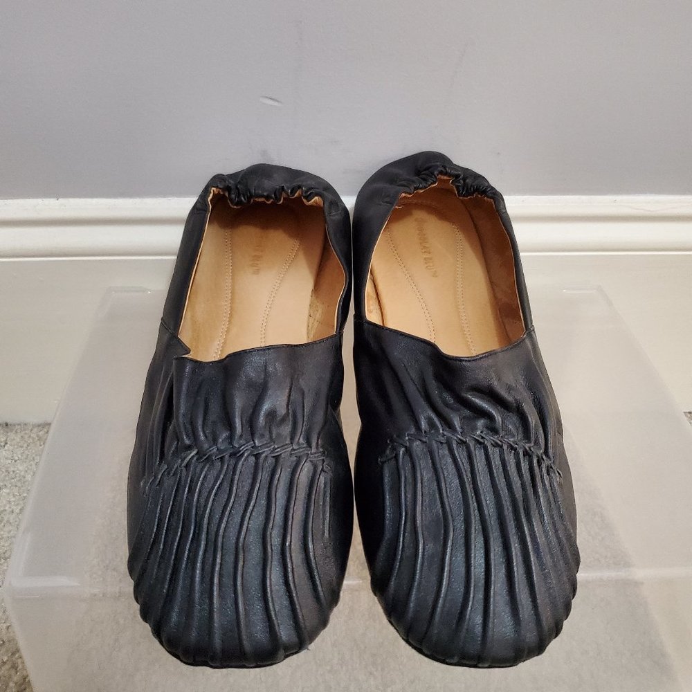 Chocolat Blu Cam2 Pleated Black Leather Flats